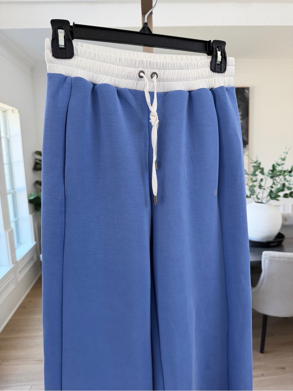 Altar’d State AS Revival Soft Stream Activewear Pants - Picture 2 of 6